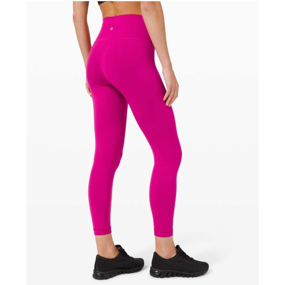 Lululemon Wunder Train High-Rise Tight in size 2 and the Ripened Raspberry color
